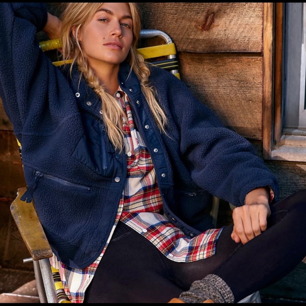 Free People Hit The Slopes Fleece Jacket in Eclipse, Size Small